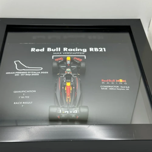 Max Verstappen Red Bull RB21 - Monza 2025 3 IMG 3895 1